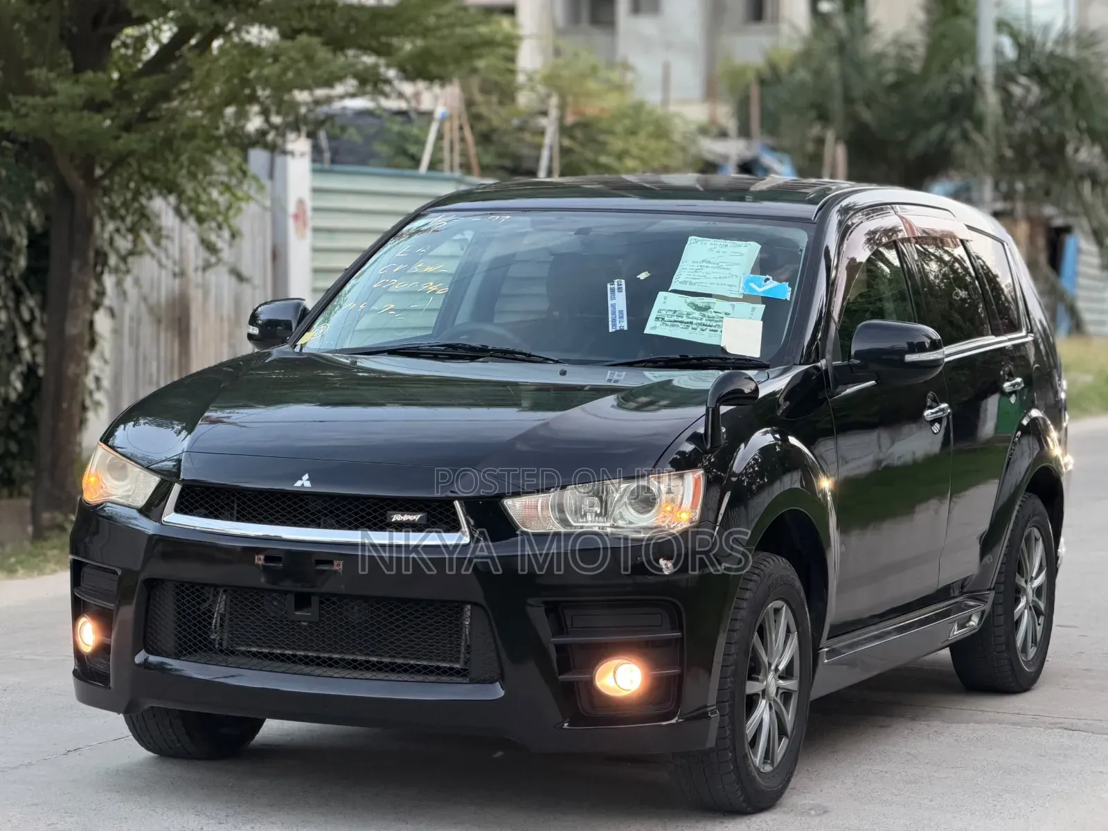 Mitsubishi Outlander 2011 Black