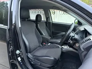 Mitsubishi Outlander 2011 Black