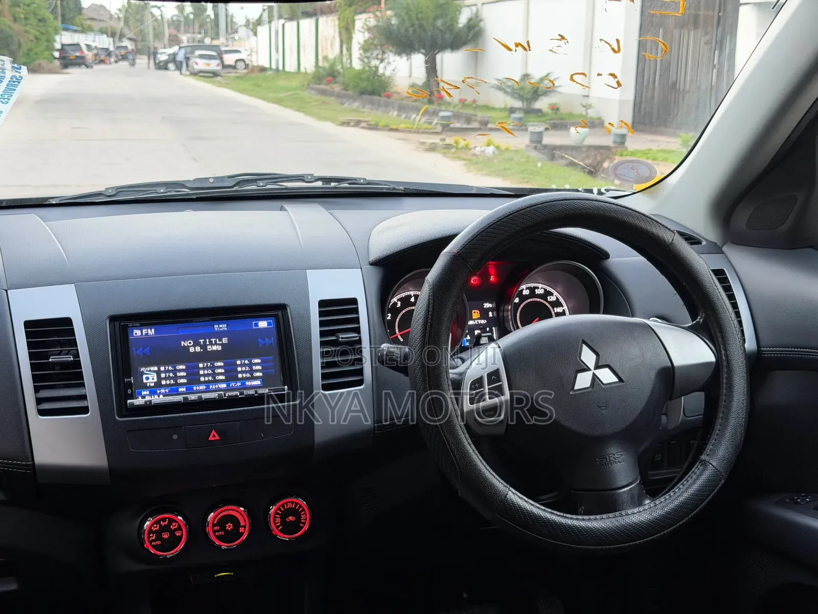 Mitsubishi Outlander 2011 Black
