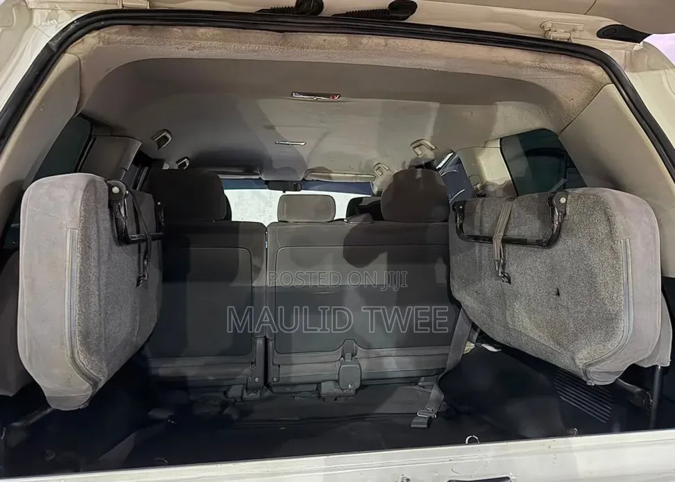 Toyota Land Cruiser 2008 White