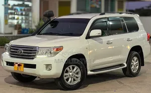 Toyota Land Cruiser 2008 White