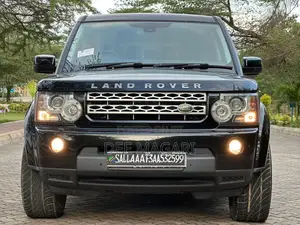 Land Rover Discovery 2010 Black