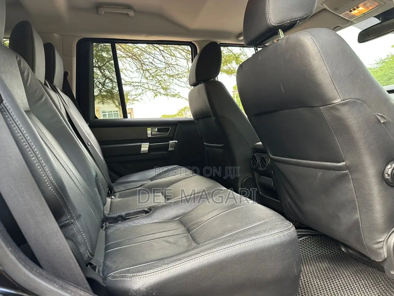 Land Rover Discovery 2010 Black