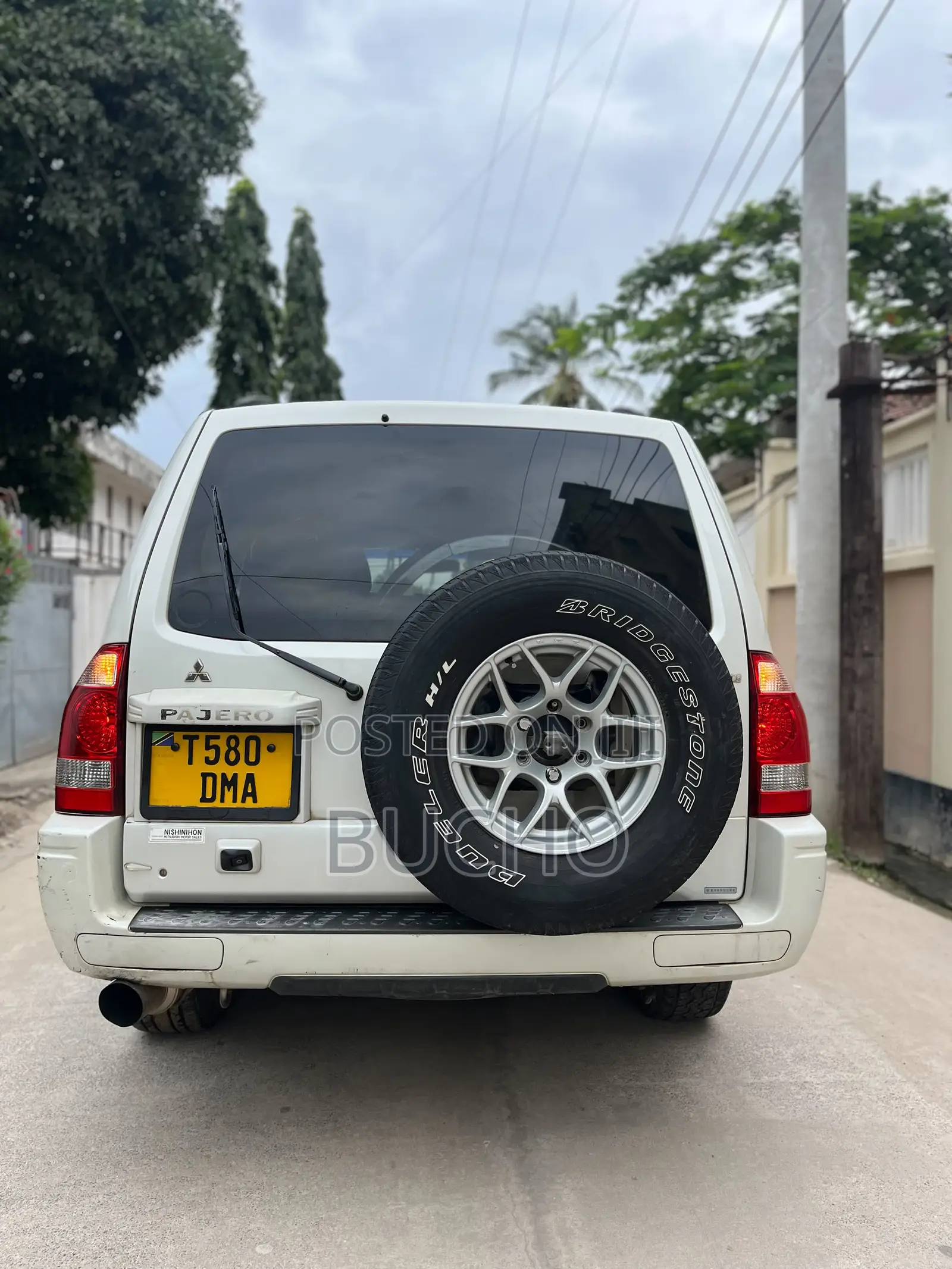 Mitsubishi Pajero 2005 White