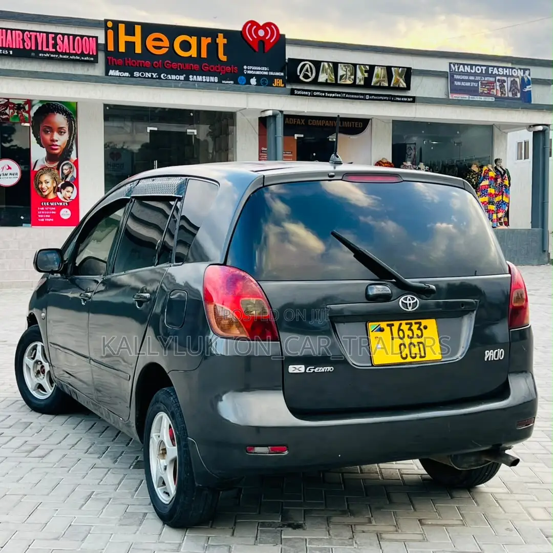 Toyota Corolla Spacio 2005 Black
