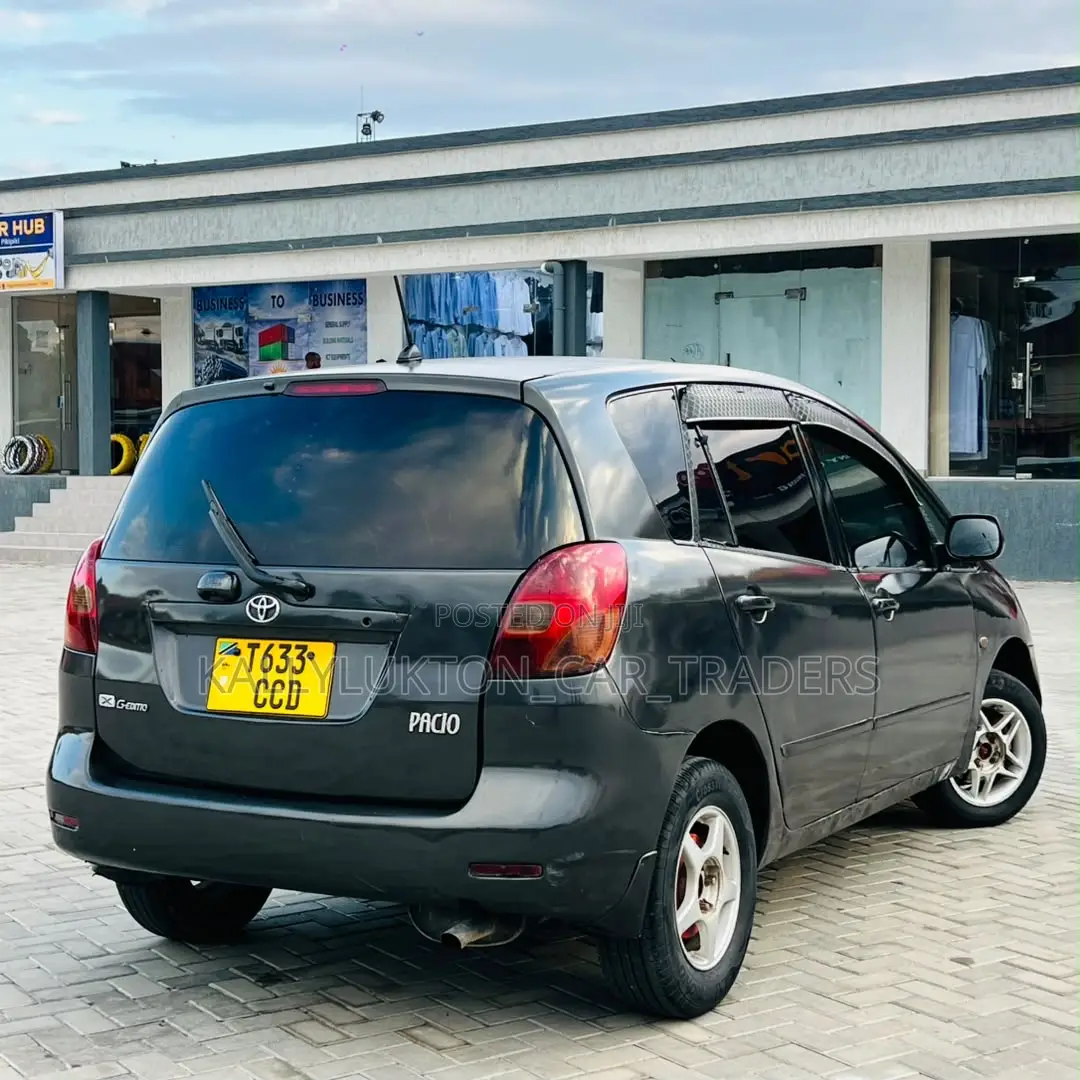 Toyota Corolla Spacio 2005 Black