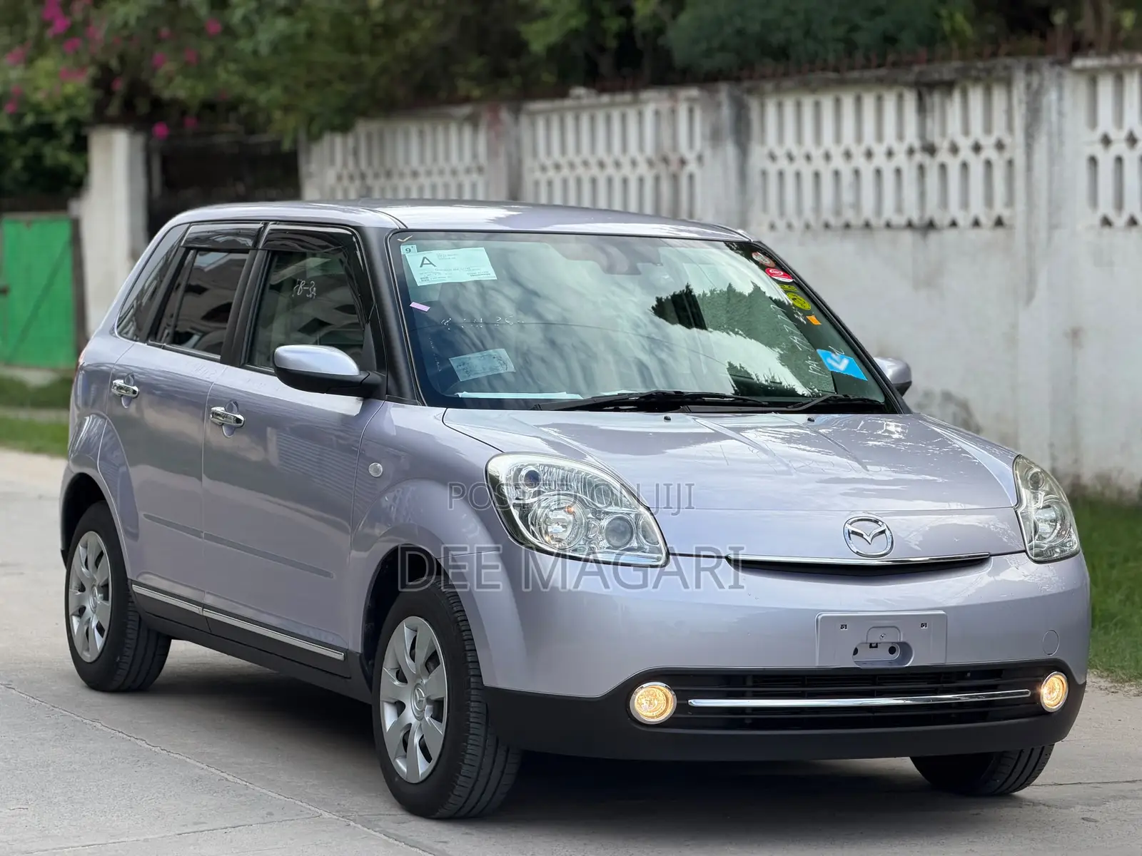 Mazda Verisa 2011 Blue