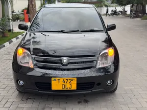 Toyota IST 2003