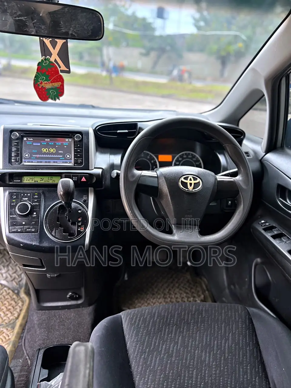 Toyota Wish 2010 Silver