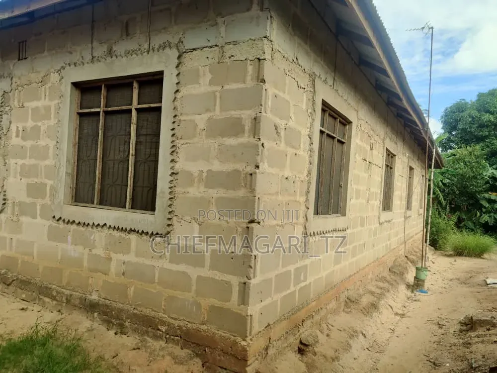 Furnished 5bdrm House in Maili Mmoja for sale