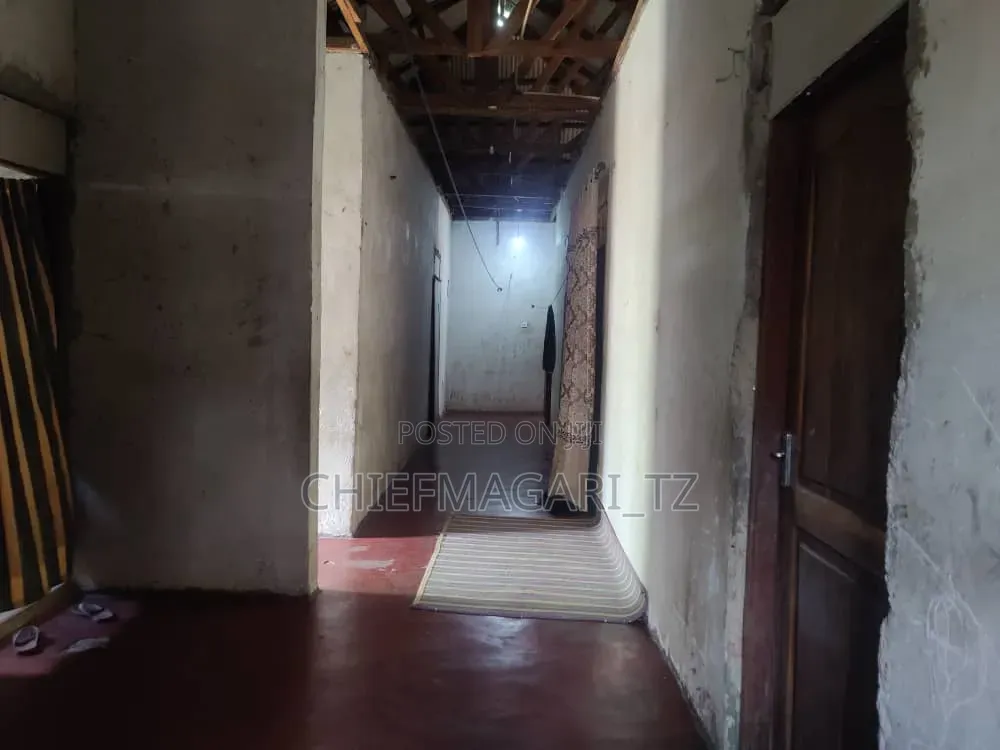 Furnished 5bdrm House in Maili Mmoja for sale