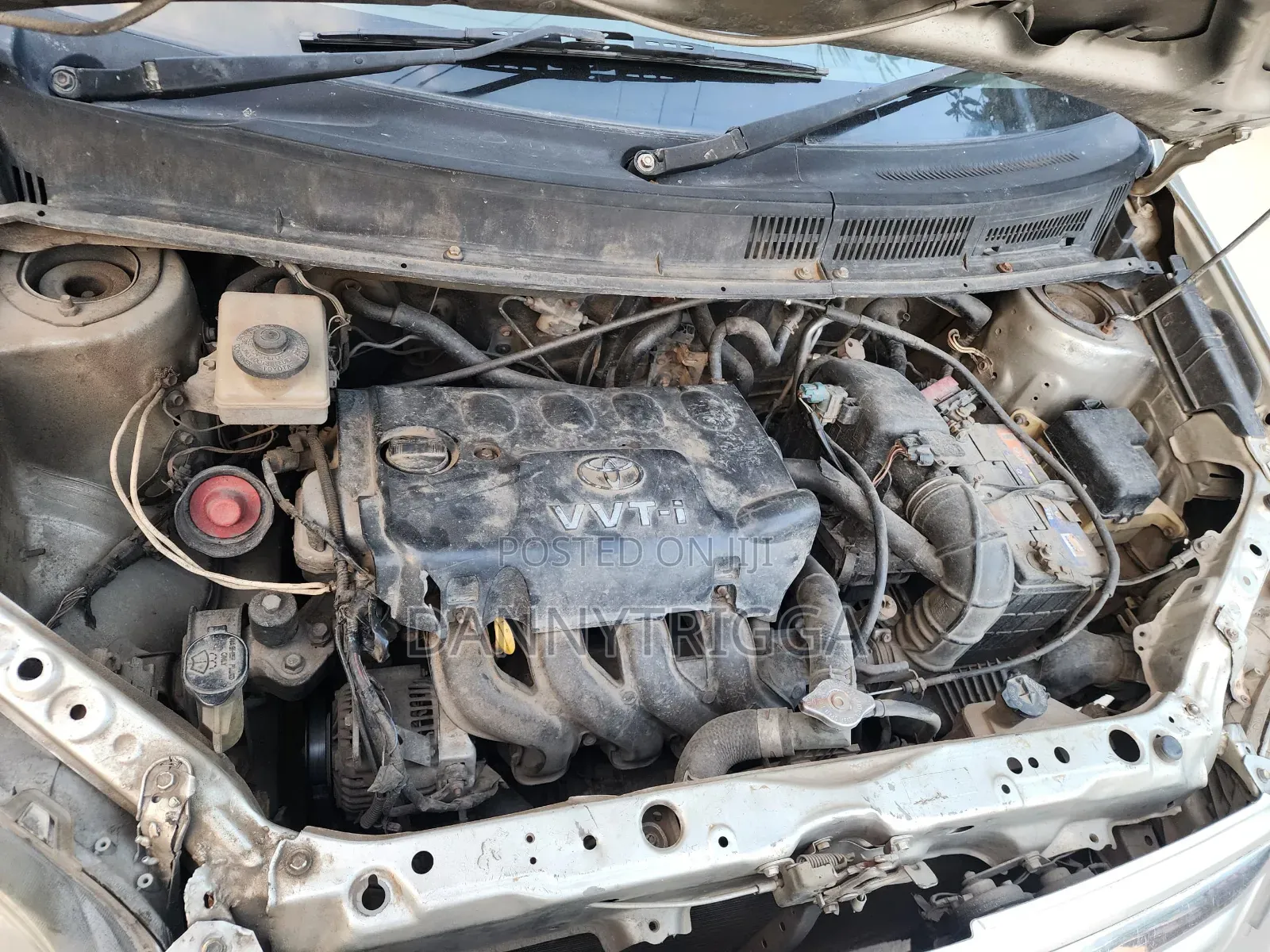 Toyota Raum 1.5 FWD 2005 Silver