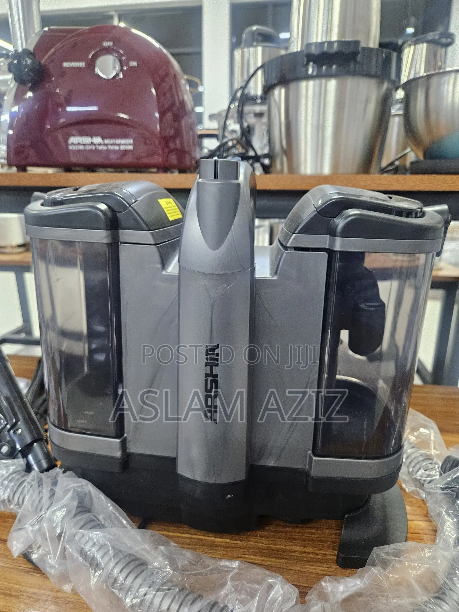 Canister Vacuum Cleaner(Portable Carpet Cleaner)