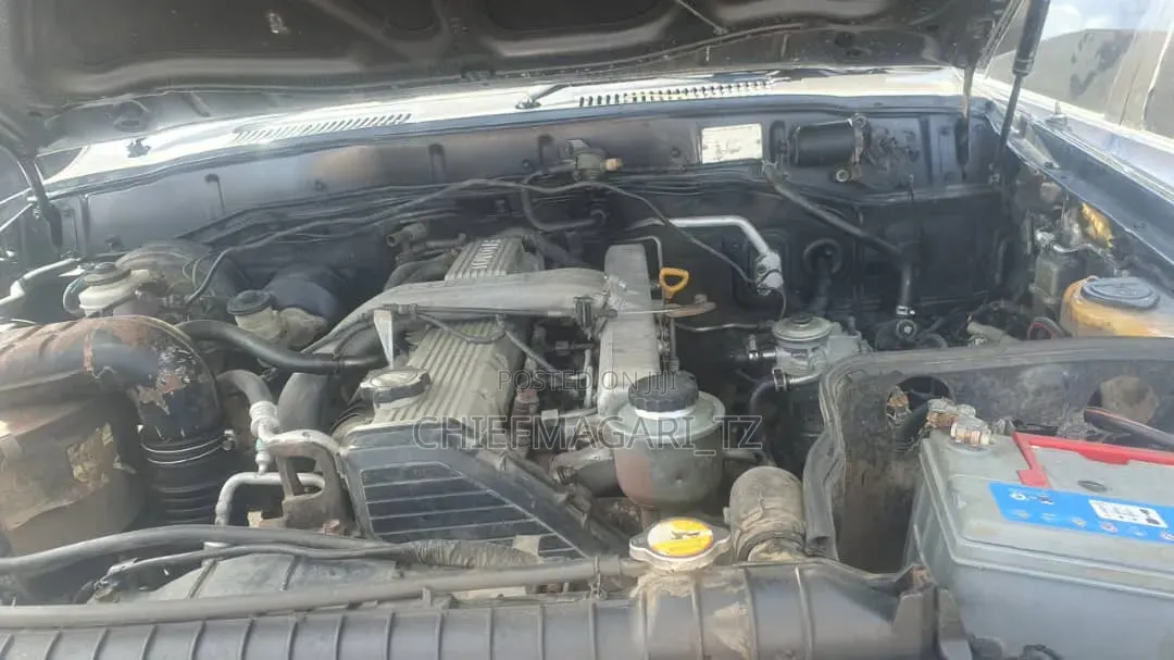 Toyota Land Cruiser 1998 Black