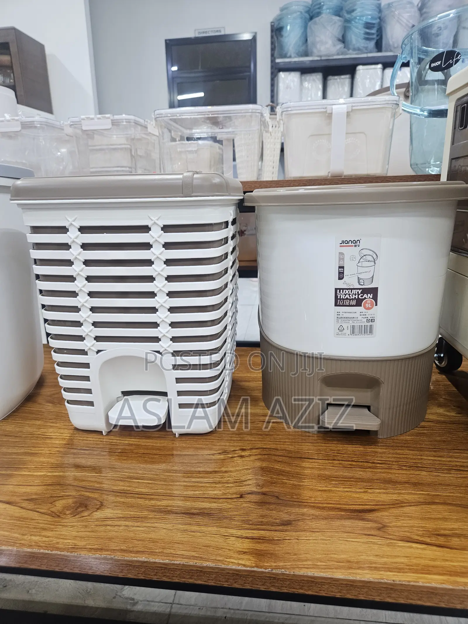 Garbage Bins/Dustbins