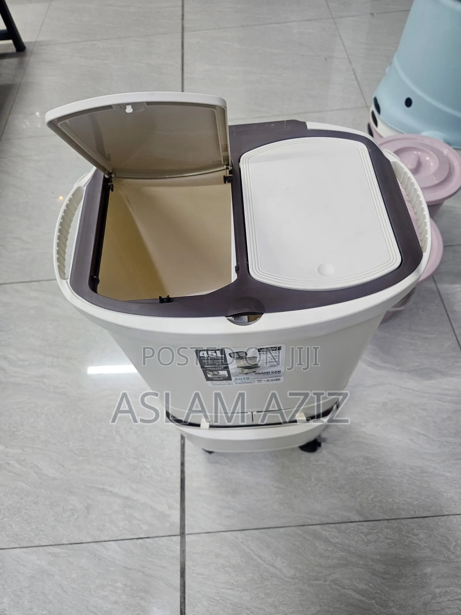 Classified Trash Can /Dustbin