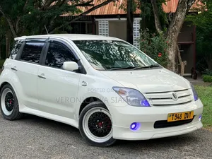 Toyota IST 2005 White
