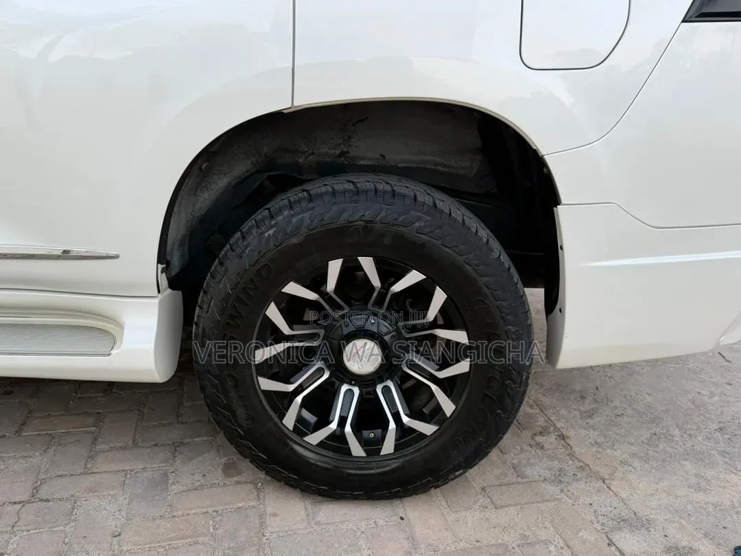 Toyota Land Cruiser Prado 2016