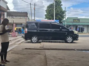 Toyota Noah 2009 Black