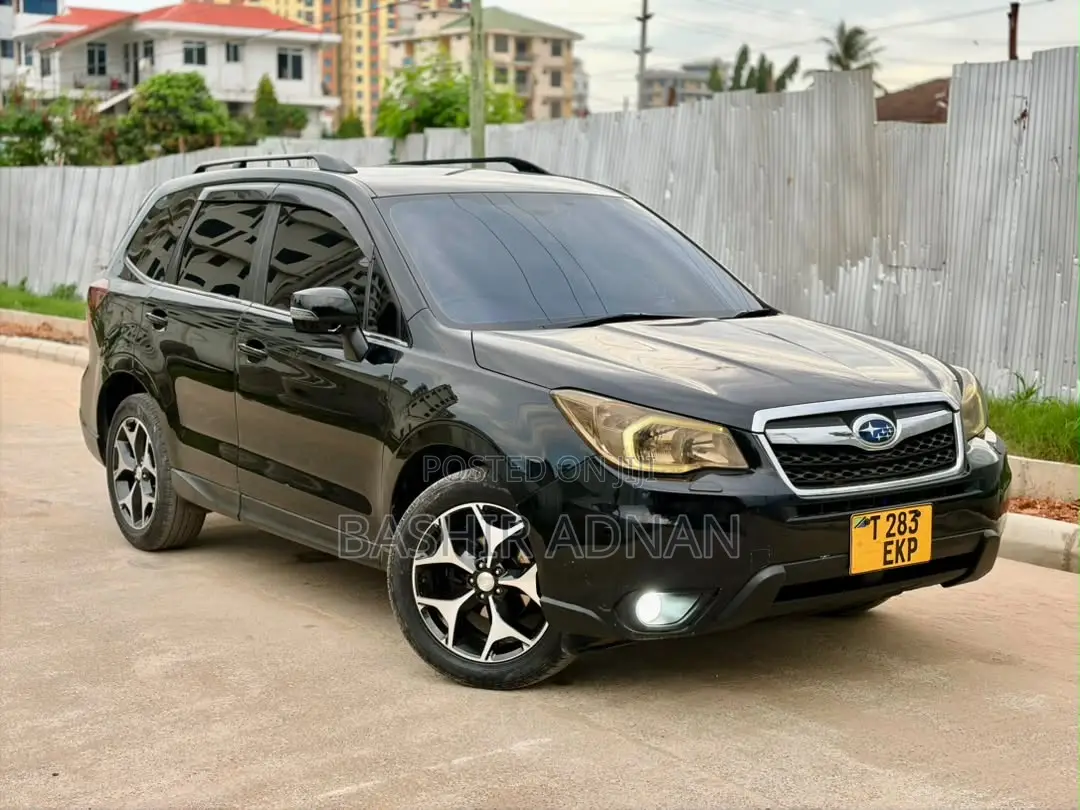 Subaru Forester SV Premium 2014 Black