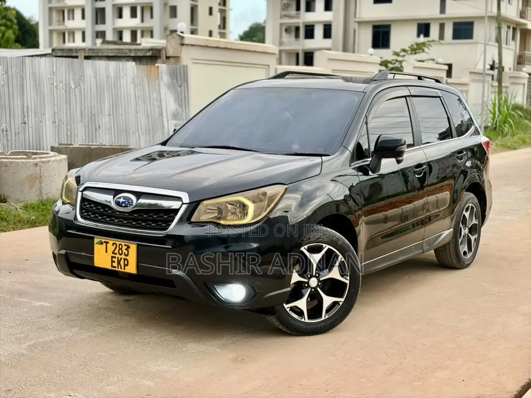 Subaru Forester SV Premium 2014 Black