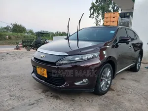 Toyota Harrier 2.0 4WD 2016 Maroon