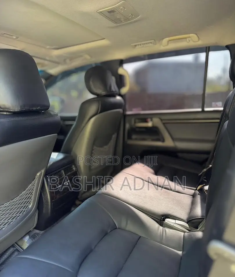 Toyota Land Cruiser 4.5 V8 TD GX-R 2010 Silver