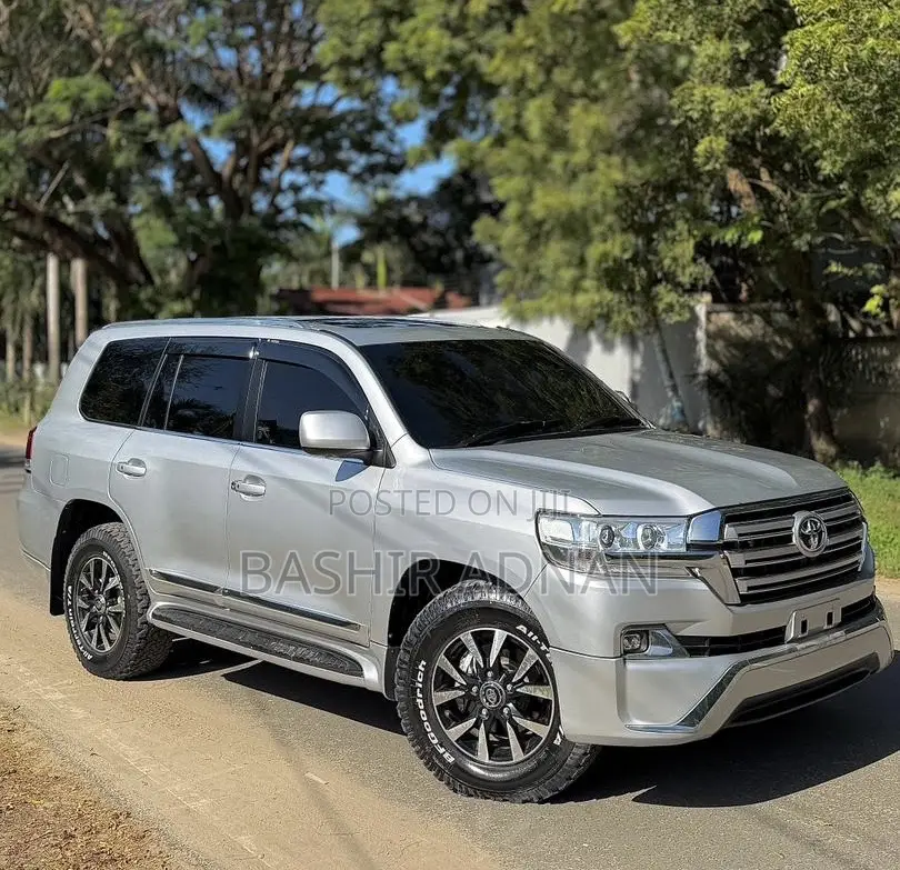 Toyota Land Cruiser 4.5 V8 TD GX-R 2010 Silver