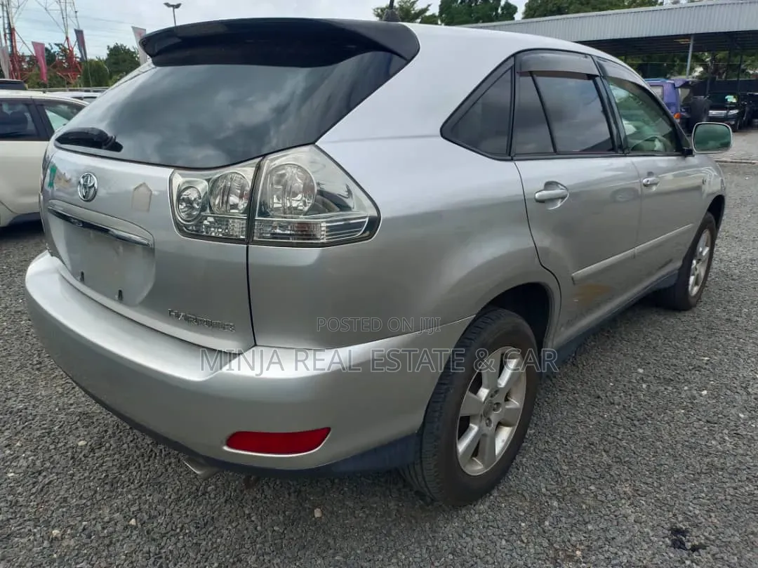 Toyota Harrier 2005 Silver