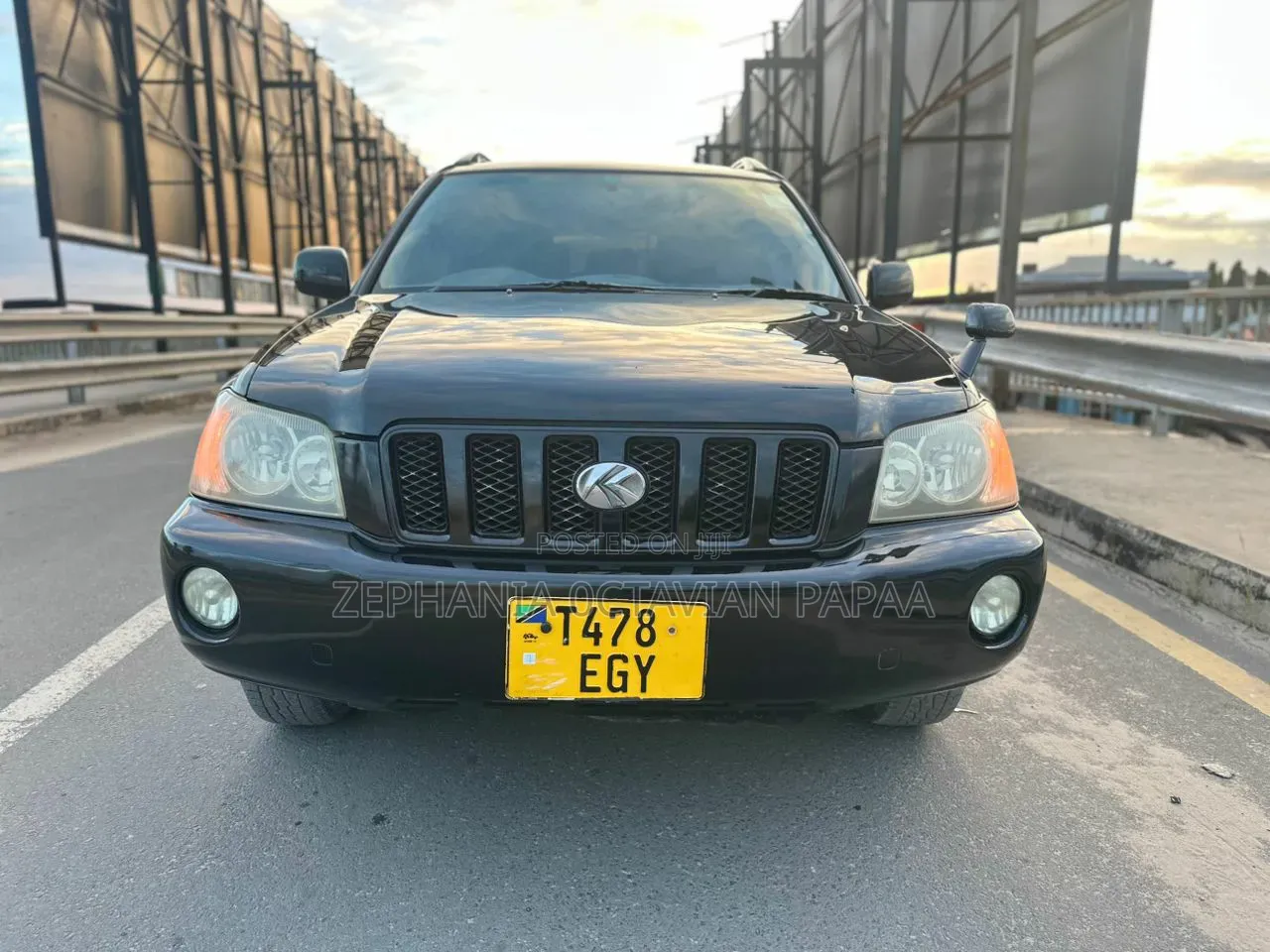 Toyota Kluger 2005 Black