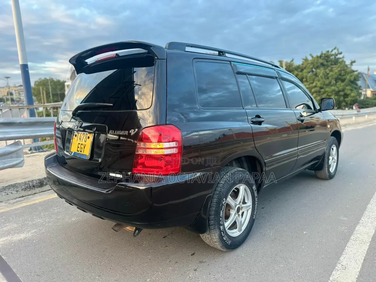 Toyota Kluger 2005 Black