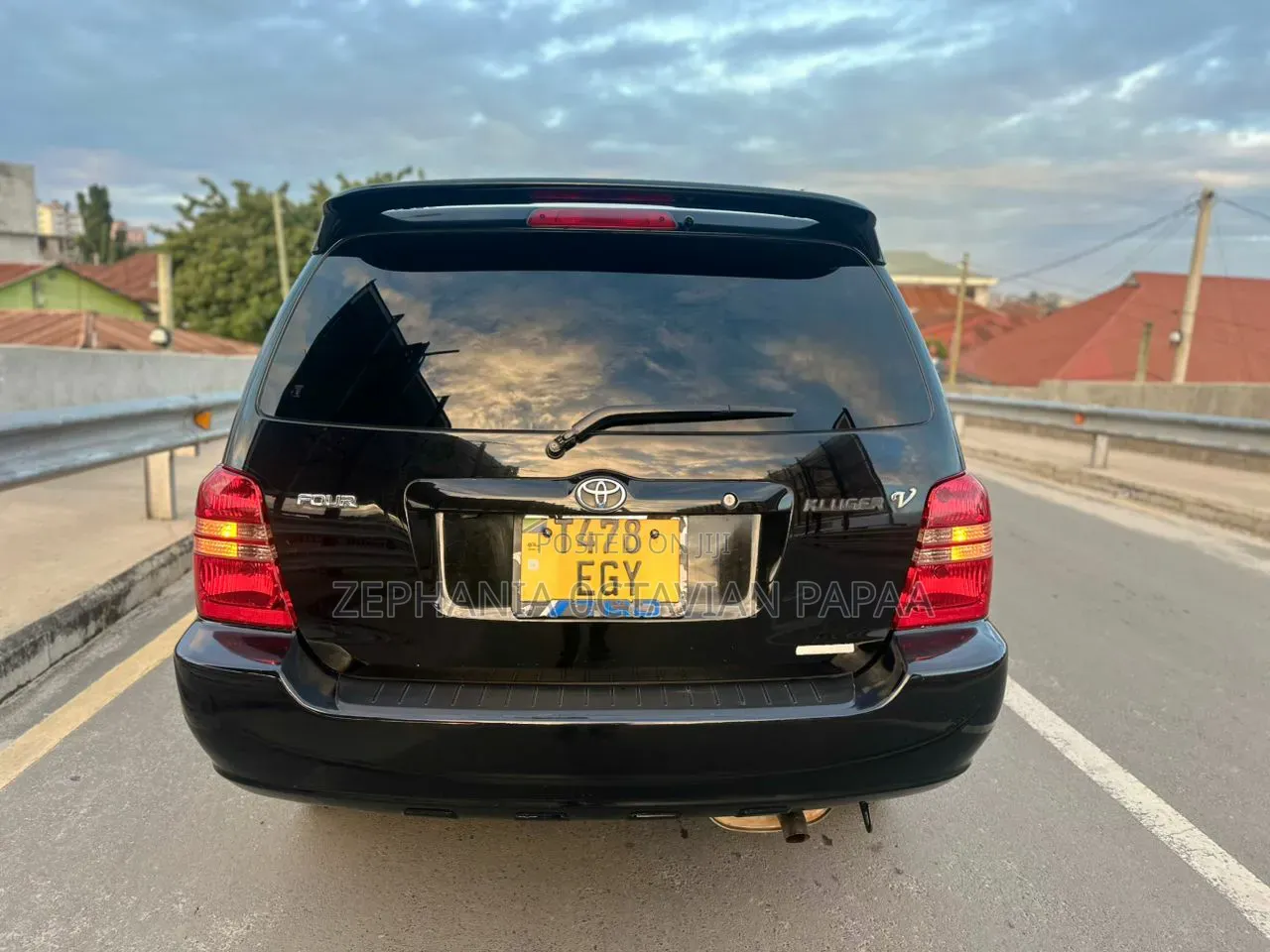 Toyota Kluger 2005 Black