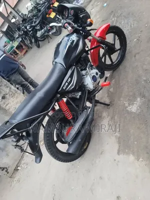 Bajaj Boxer 125 2025 Black