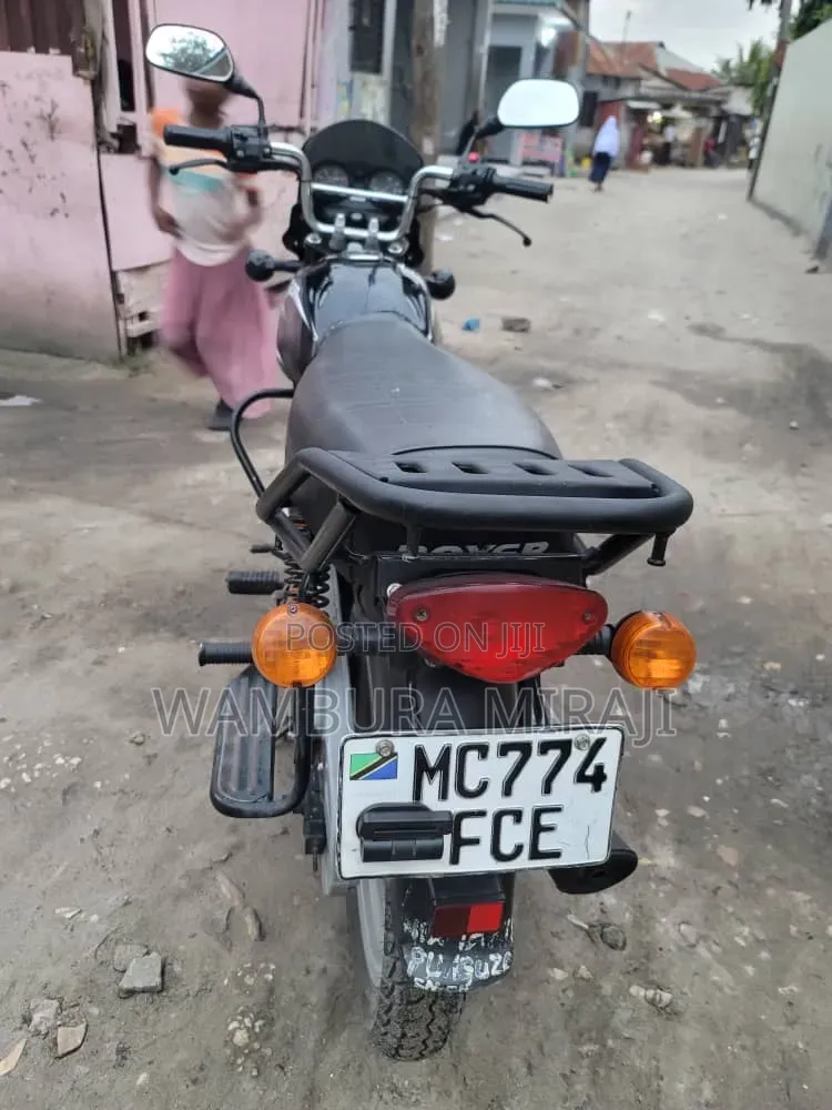 Bajaj Boxer 125 2025 Black
