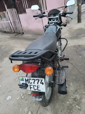 Bajaj Boxer 125 2025 Black