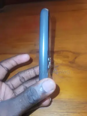 New Philips 699 Dual SIM Gray