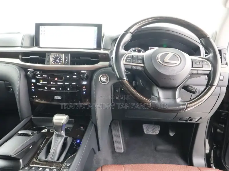 Lexus LX 570 AWD 2021 Black