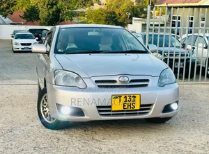 Toyota Corolla RunX 2006 Silver
