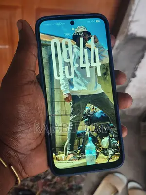 New Infinix Hot 70 128 GB Blue