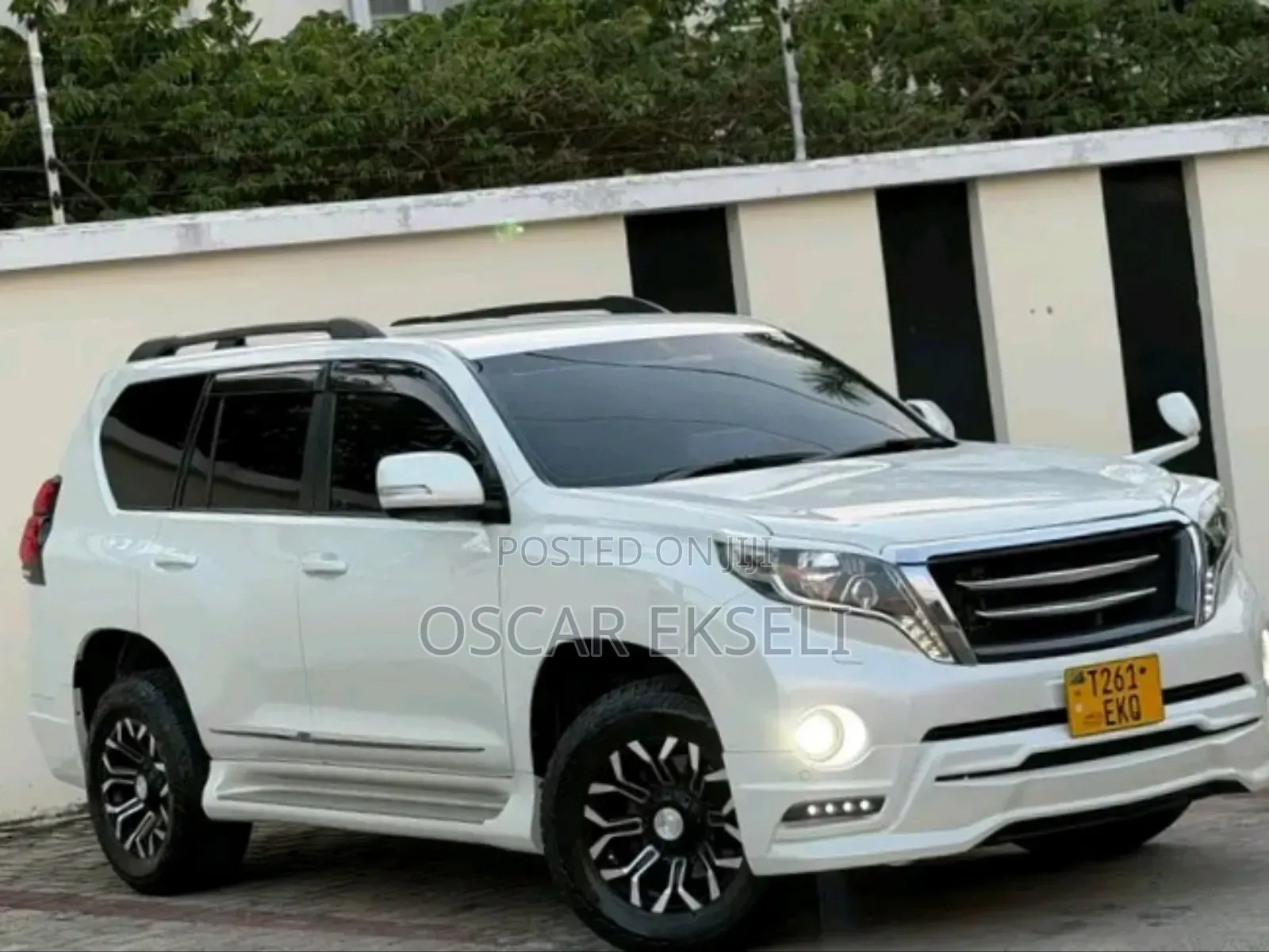 Toyota Land Cruiser Prado 2016 White