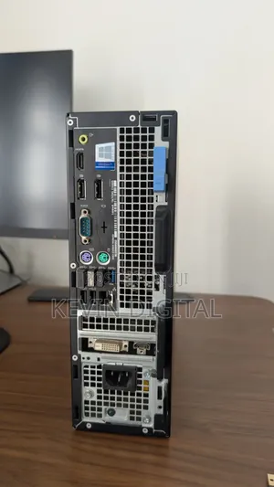 Desktop Computer Dell OptiPlex 7050 16GB Intel Core i7 SSD 1T