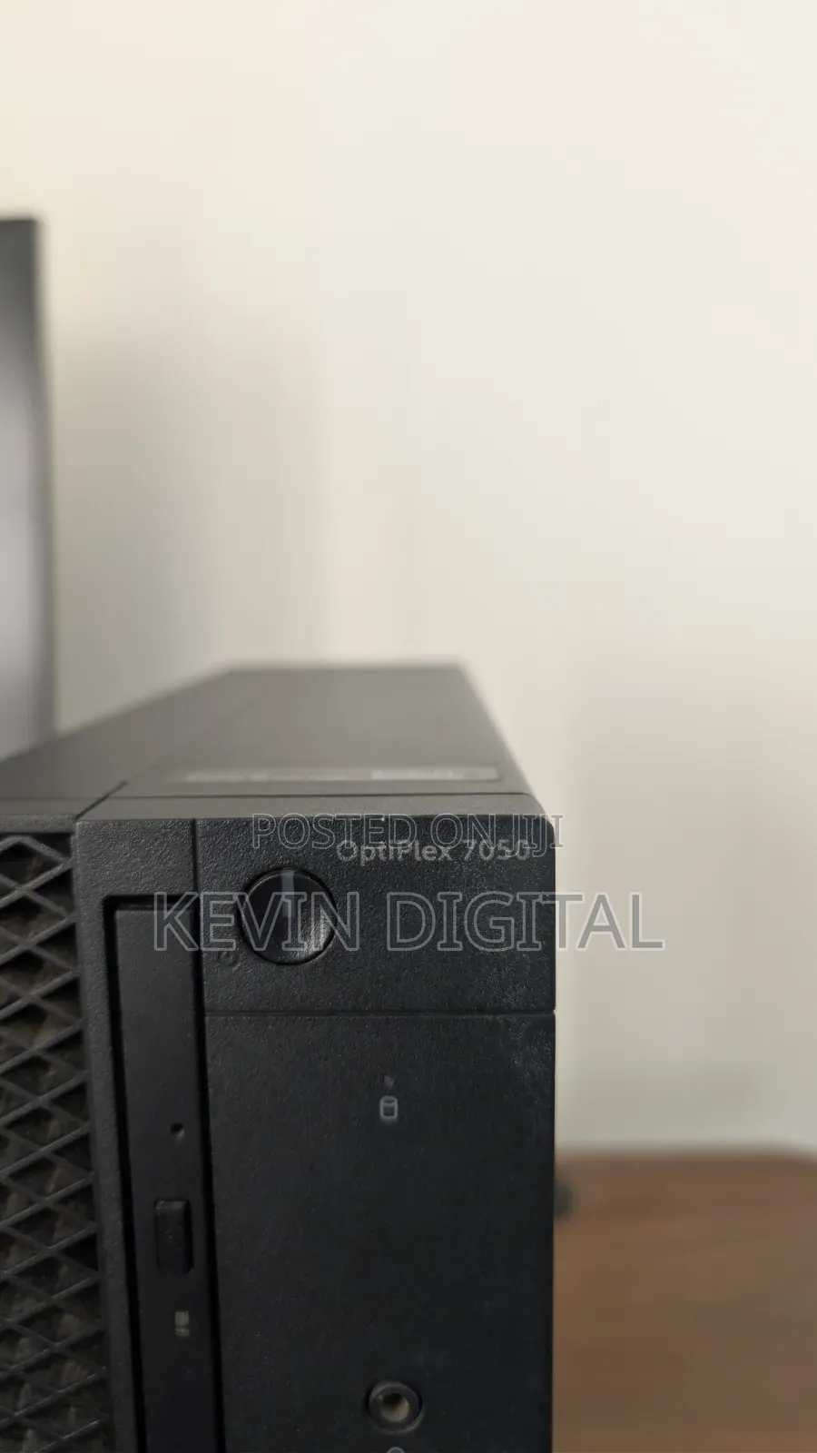 Desktop Computer Dell OptiPlex 7050 16GB Intel Core i7 SSD 1T