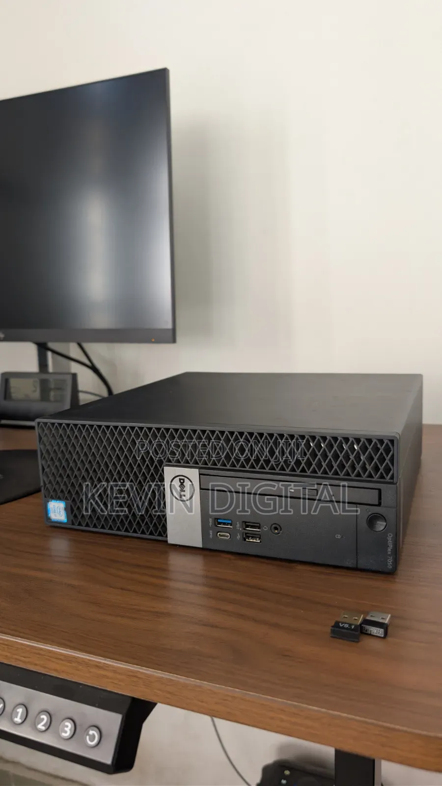 Desktop Computer Dell OptiPlex 7050 16GB Intel Core i7 SSD 1T