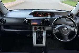 Toyota Corolla Rumion 2008 Black