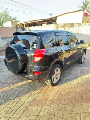 Toyota RAV4 2026