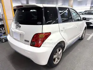 Toyota IST 2003 White
