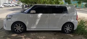Toyota Corolla Rumion 2008 White