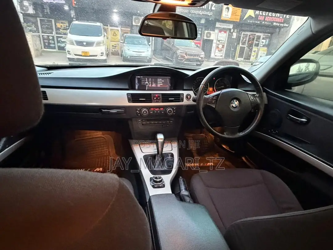 BMW 3 Series 2010 Black