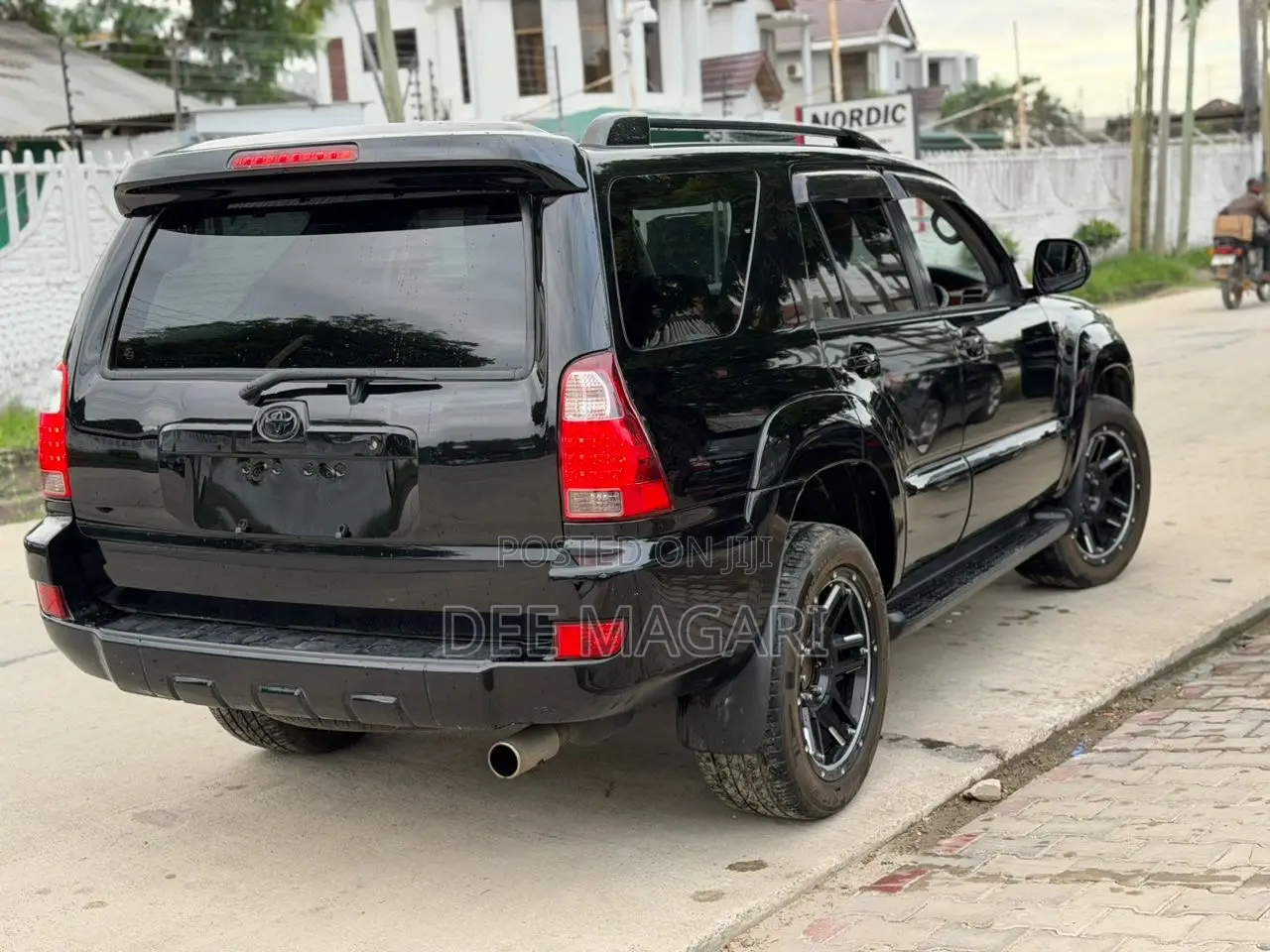 Toyota Hilux Surf 2008 Black