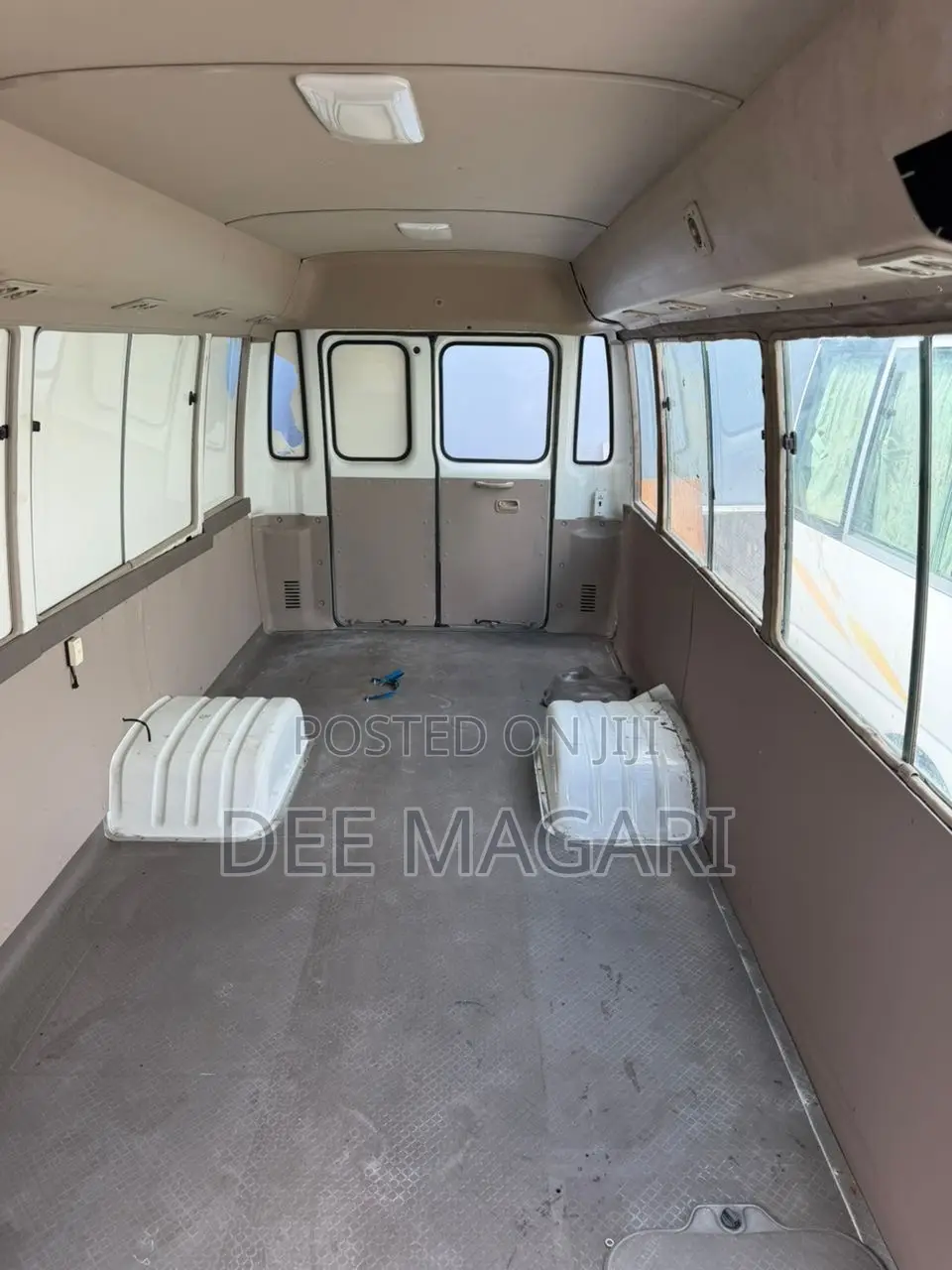 Toyota Coaster 2000 White